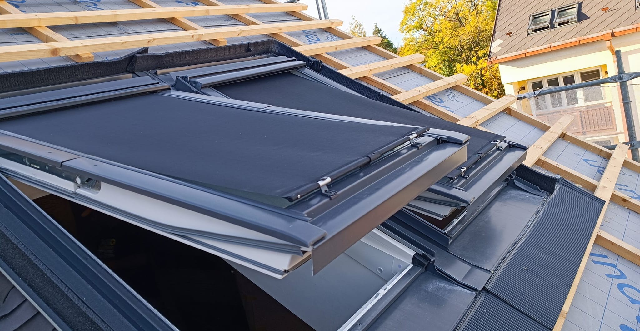 Detail osazení střešního okna Velux